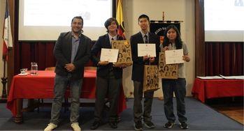 Reconocimientos a estudiantes de IV° Medio